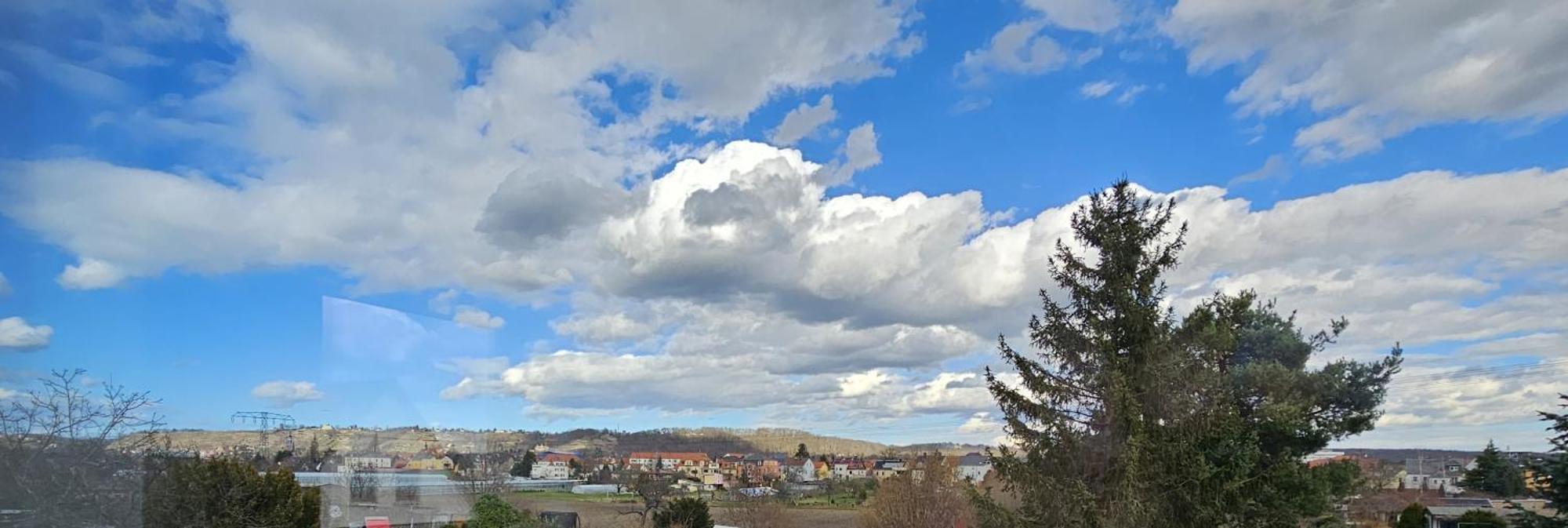 Sehr Schoenes Und Grosses Haus In Dresden - Partys Und Andere Feierlichkeiten Sind Wegen Eventueller Laermbelaestigung Nicht Gestattet Buitenkant foto